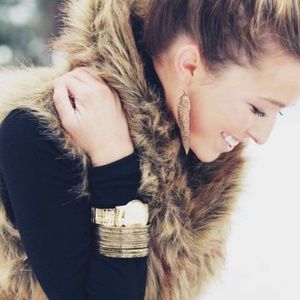 Kenar faux fur vest.